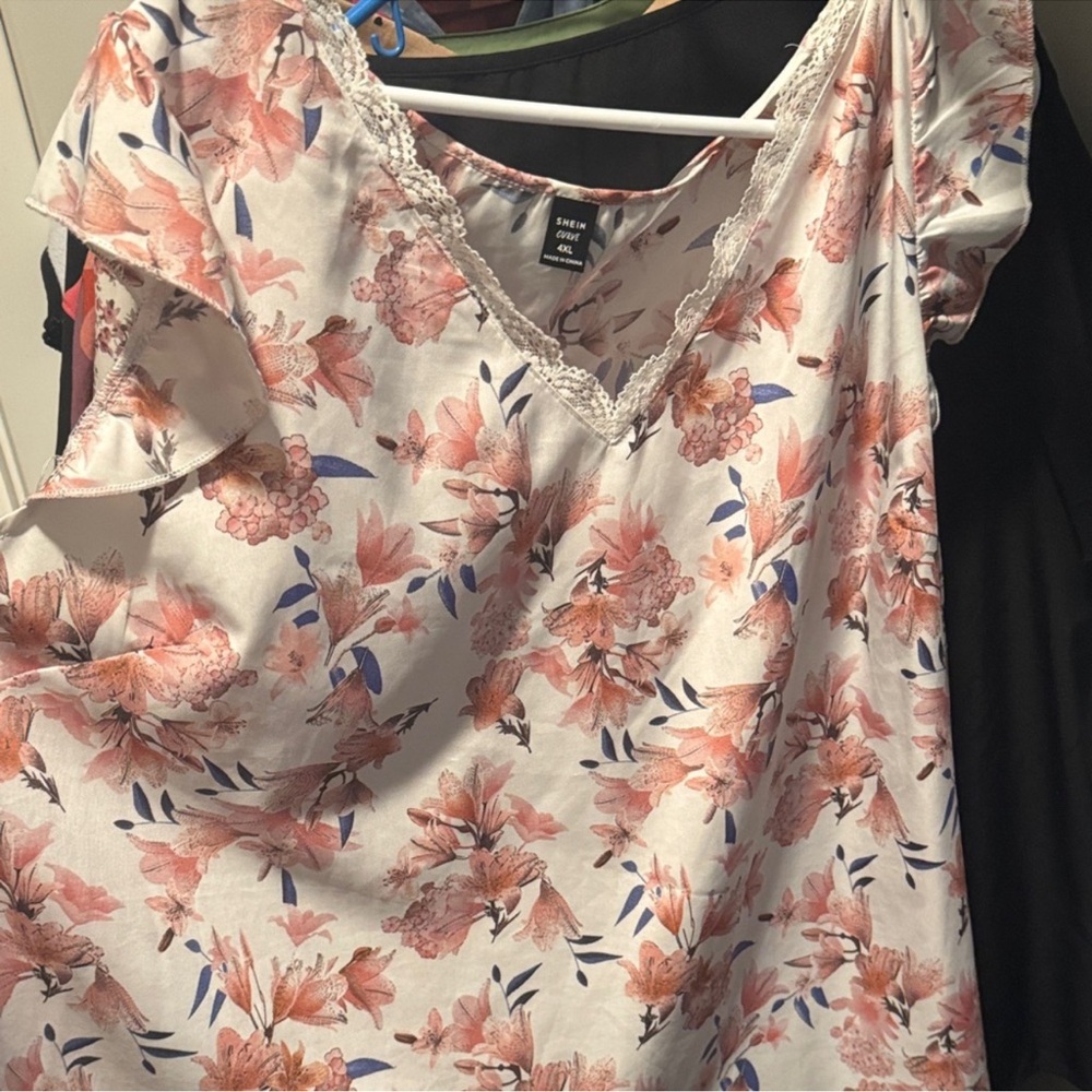 SHEIN Pink Floral Lace Blouse